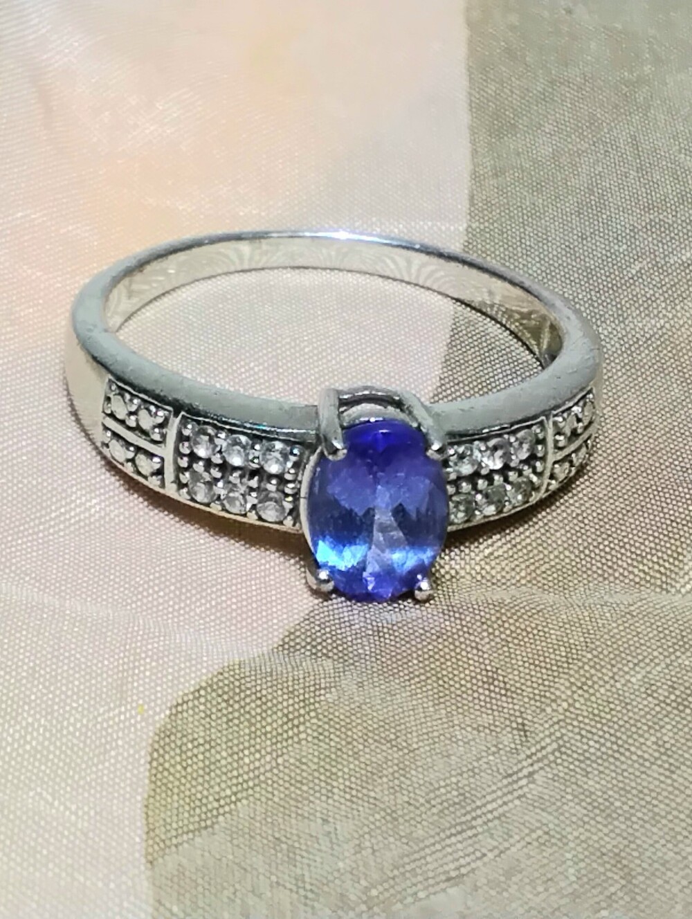 925 Silver Tanzanite Ring Sz 8-1/2